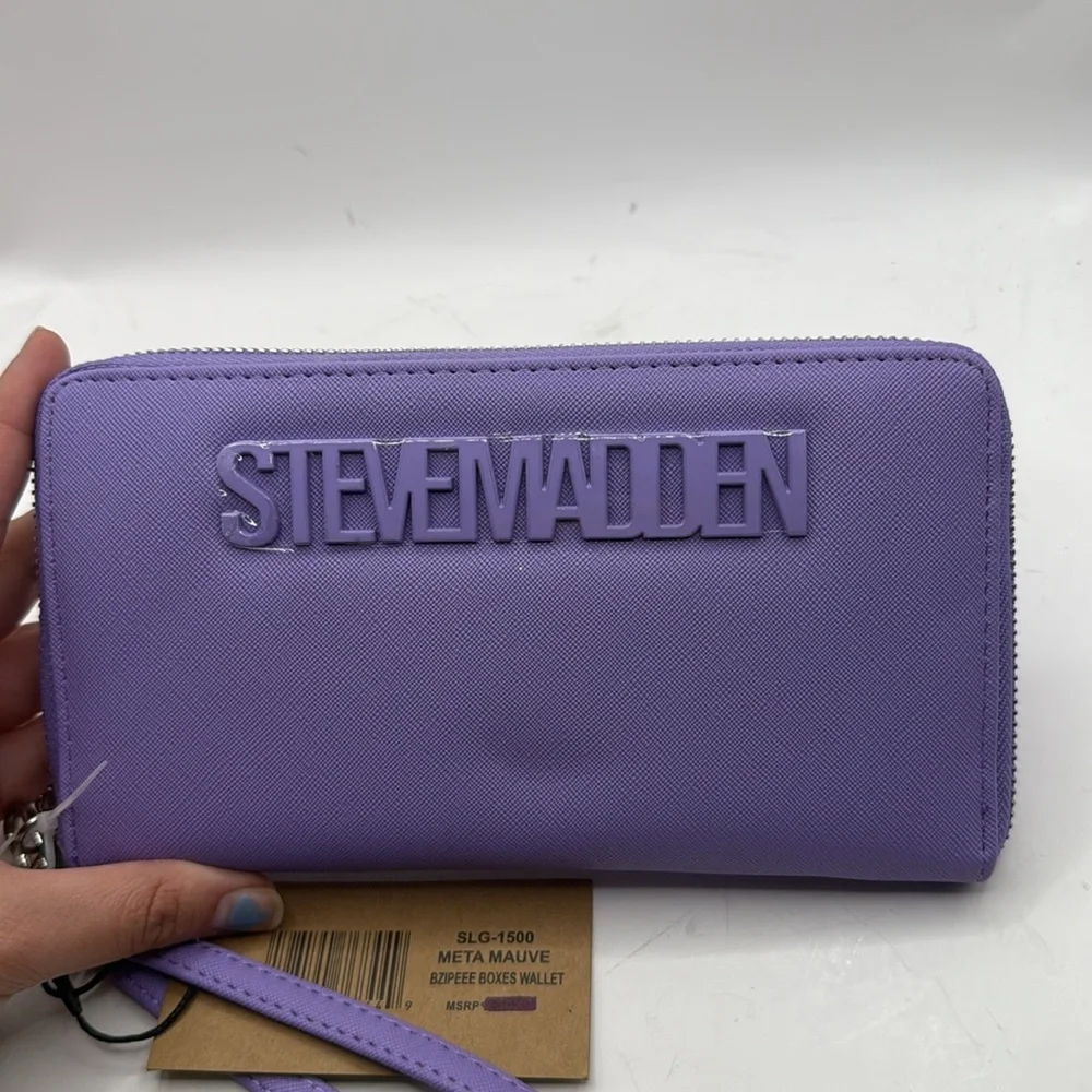 NWT Steve Madden Purple Wristlet Bzipeee Boxed Wallet Clutch Zip Around ID Card - Picture 2 of 16